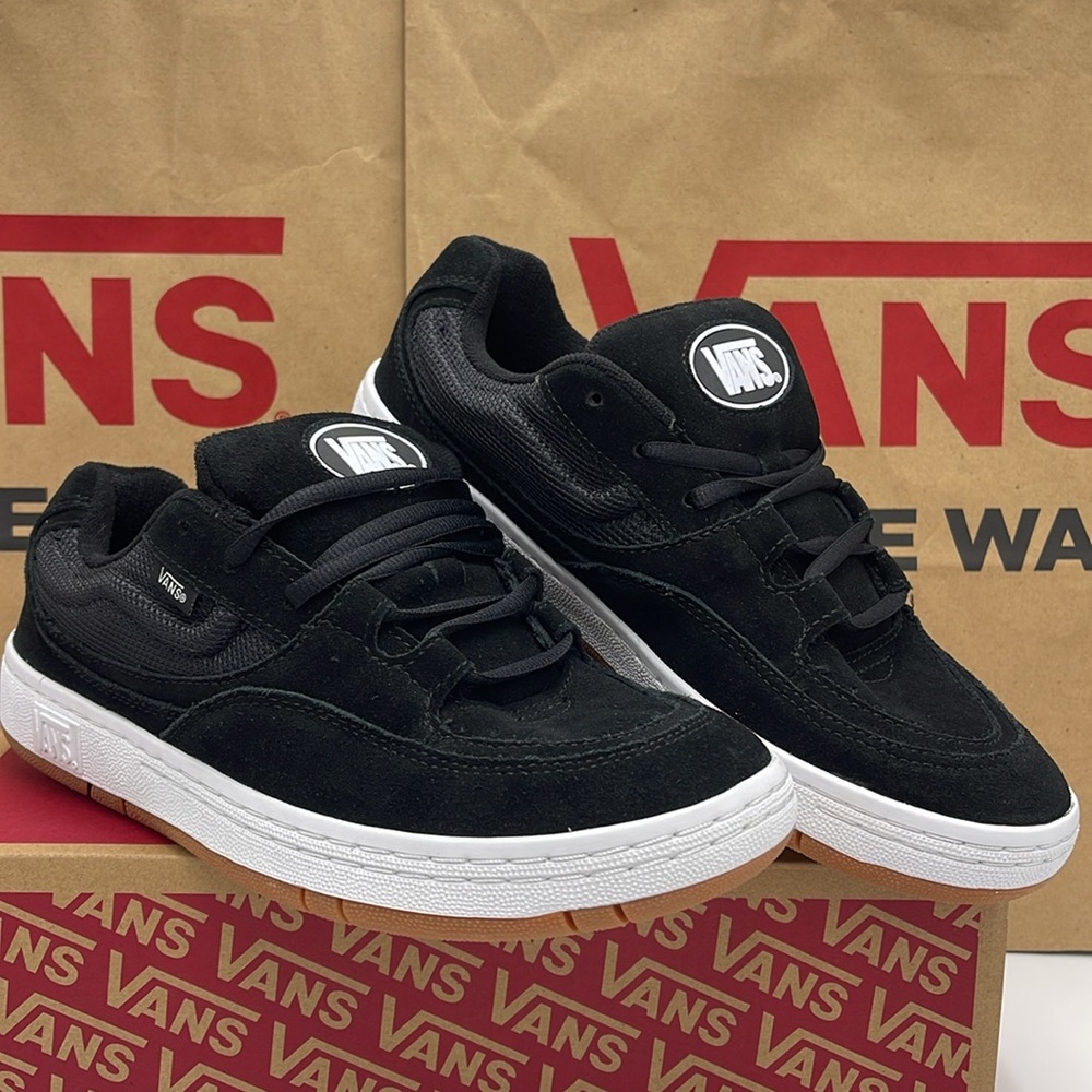 Vans Men’s Speed Ls Black/True White
VN000CTNBP6 Sneakers - Picture 4 of 16